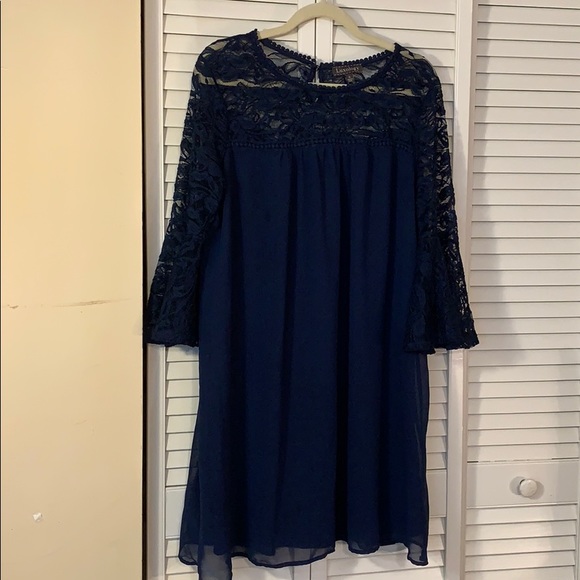 Navy XL Bell Sleeved Dress - Picture 2 of 10